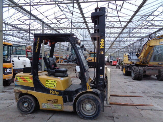 Chariot élévateur Yale GDP 35 VX: photos 16