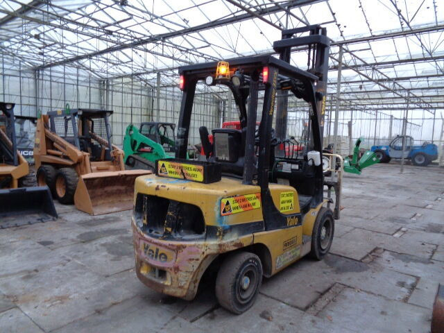 Chariot élévateur Yale GDP 35 VX: photos 10