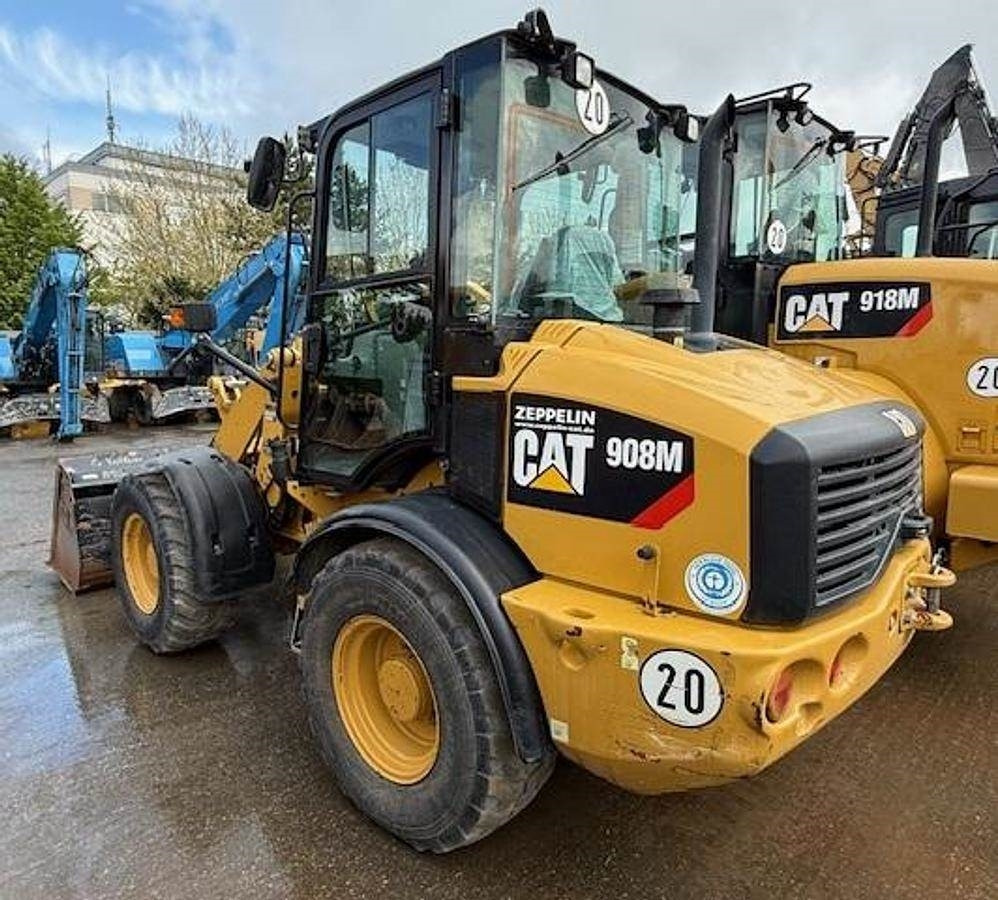 CAT 908M - Chargeuse sur pneus: photos 2 CAT 908M - Chargeuse sur pneus: photos 2