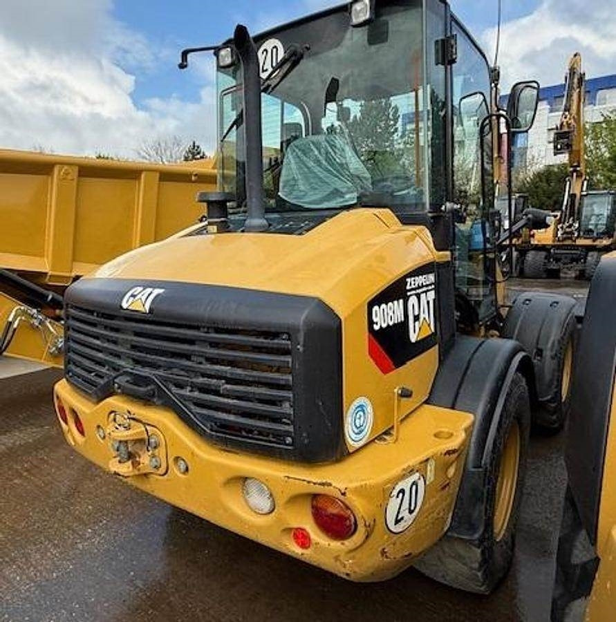 CAT 908M - Chargeuse sur pneus: photos 3 CAT 908M - Chargeuse sur pneus: photos 3