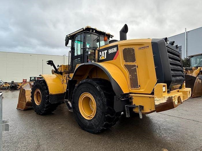 CAT 966M - Chargeuse sur pneus: photos 2 CAT 966M - Chargeuse sur pneus: photos 2