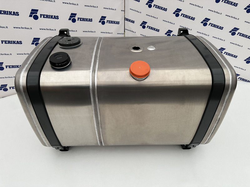 Combined oil fuel tank 200L oil tank 350L fuel tank 700x700x1250 - Réservoir de carburant pour Camion: photos 1 Combined oil fuel tank 200L oil tank 350L fuel tank 700x700x1250 - Réservoir de carburant pour Camion: photos 1