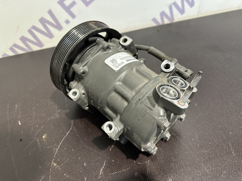 DAF AC compressor - Compresseur de climatisation pour Camion: photos 2 DAF AC compressor - Compresseur de climatisation pour Camion: photos 2