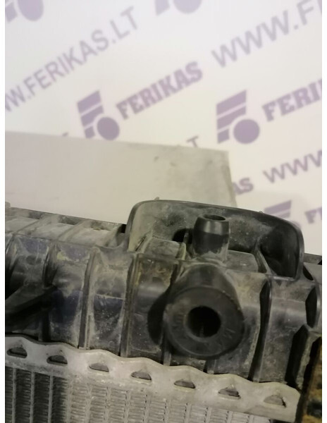 DAF XF 106 - Radiateur pour Camion: photos 3 DAF XF 106 - Radiateur pour Camion: photos 3
