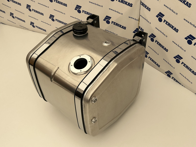 Hydraulic aluminum oil tank 200L - Réservoir hydraulique pour Camion: photos 3 Hydraulic aluminum oil tank 200L - Réservoir hydraulique pour Camion: photos 3