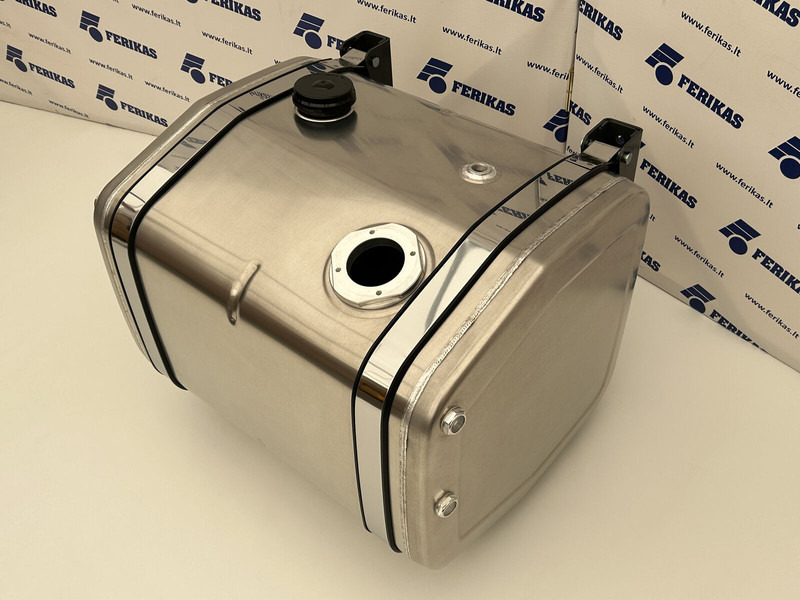 Hydraulic aluminum oil tank 250L - Réservoir hydraulique pour Camion: photos 3 Hydraulic aluminum oil tank 250L - Réservoir hydraulique pour Camion: photos 3