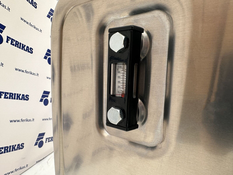 Hydraulic aluminum oil tank 250L - Réservoir hydraulique pour Camion: photos 4 Hydraulic aluminum oil tank 250L - Réservoir hydraulique pour Camion: photos 4