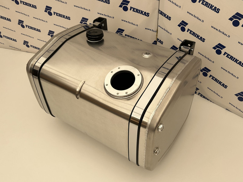 Hydraulic aluminum oil tank 300L - Réservoir hydraulique pour Camion: photos 3 Hydraulic aluminum oil tank 300L - Réservoir hydraulique pour Camion: photos 3