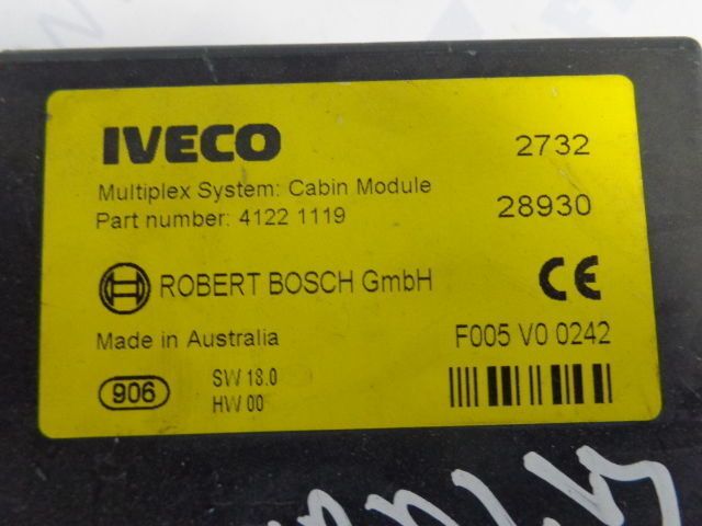 Iveco Multiplex System:Cabin Module ROBERT BOSCH GmbH - Bloc de gestion pour Camion: photos 3 Iveco Multiplex System:Cabin Module ROBERT BOSCH GmbH - Bloc de gestion pour Camion: photos 3