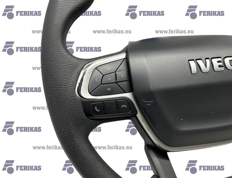Iveco S-WAY - Volant pour Camion: photos 2 Iveco S-WAY - Volant pour Camion: photos 2