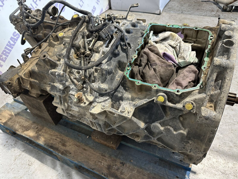 MAN 12AS2131TD with intarder - Boîte de vitesse pour Camion: photos 5 MAN 12AS2131TD with intarder - Boîte de vitesse pour Camion: photos 5