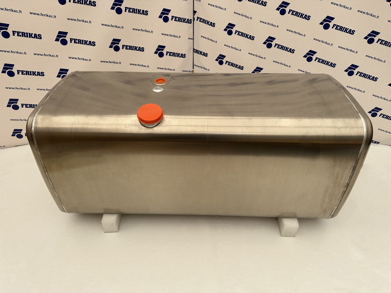 MAN 710 liters fuel tank - Réservoir de carburant pour Camion: photos 1 MAN 710 liters fuel tank - Réservoir de carburant pour Camion: photos 1