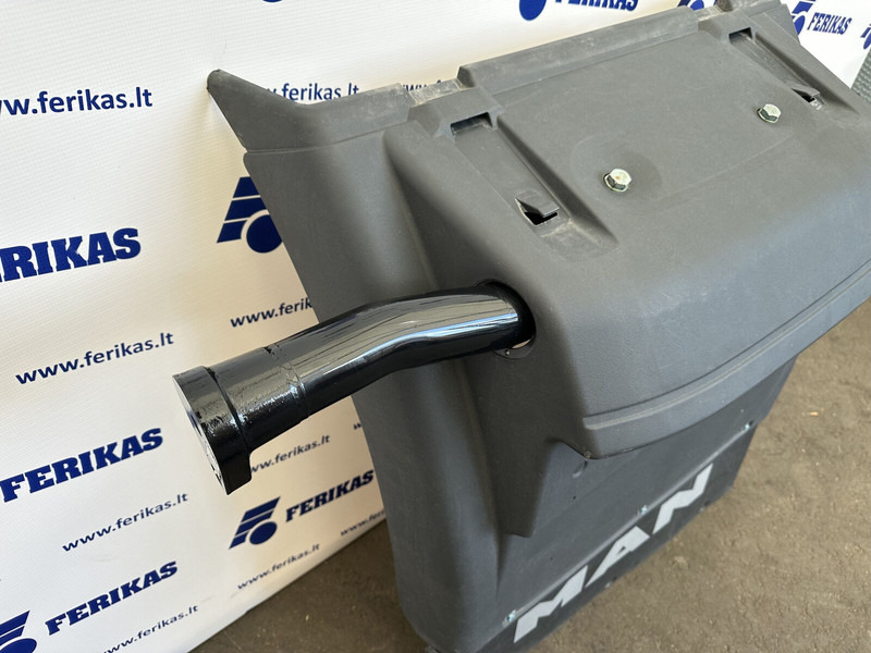 MAN NEW OEM rear right mudguard - Carrosserie et extérieur pour Camion: photos 2 MAN NEW OEM rear right mudguard - Carrosserie et extérieur pour Camion: photos 2