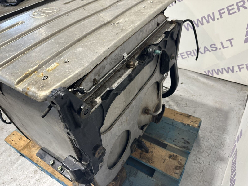 MAN TGX EURO 6 - Catalyseur pour Camion: photos 5 MAN TGX EURO 6 - Catalyseur pour Camion: photos 5