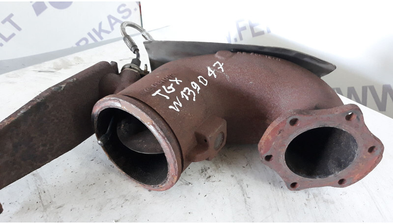 MAN TGX - Tube d'echappement pour Camion: photos 1 MAN TGX - Tube d'echappement pour Camion: photos 1