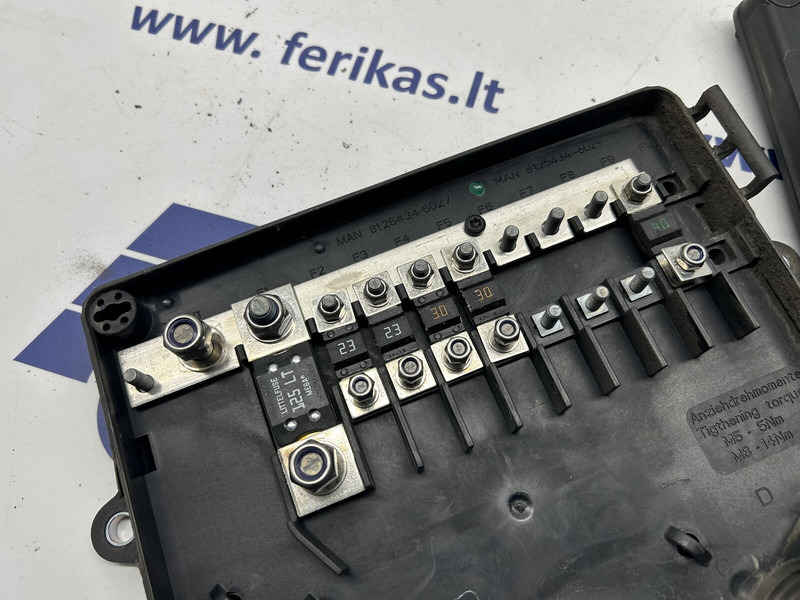 MAN fuse box - Système électrique pour Camion: photos 3 MAN fuse box - Système électrique pour Camion: photos 3