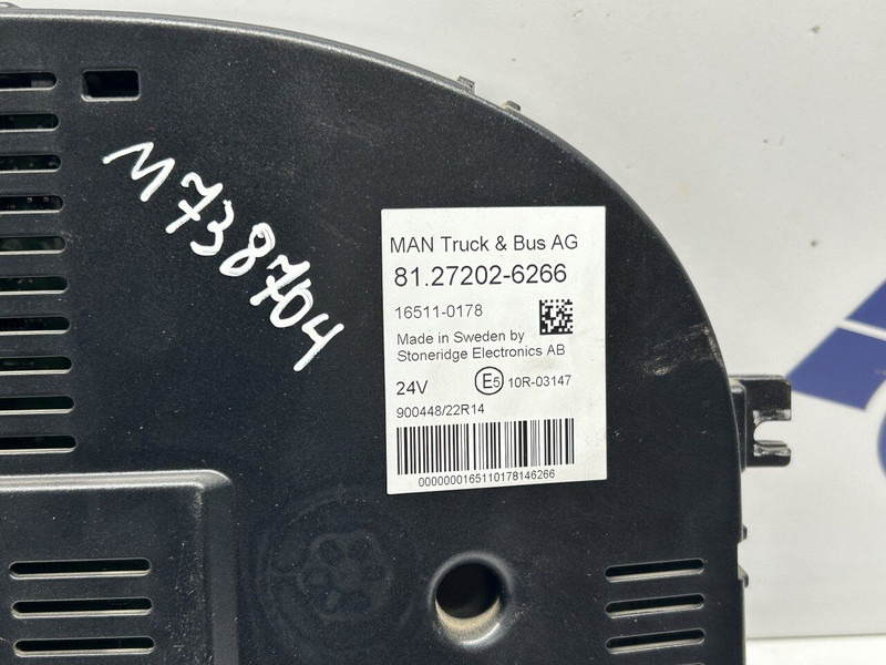 MAN instrument cluster, dashboard UK version - Panel de instrumentos pour Camion: photos 3 MAN instrument cluster, dashboard UK version - Panel de instrumentos pour Camion: photos 3