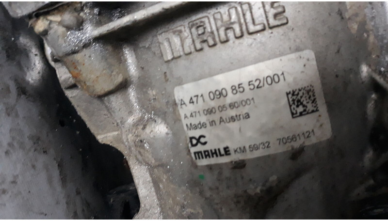 Mercedes-Benz Actros - Filtre à carburant pour Camion: photos 4 Mercedes-Benz Actros - Filtre à carburant pour Camion: photos 4