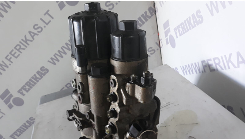 Mercedes-Benz ActrosMP4 - Filtre à carburant pour Camion: photos 3 Mercedes-Benz ActrosMP4 - Filtre à carburant pour Camion: photos 3