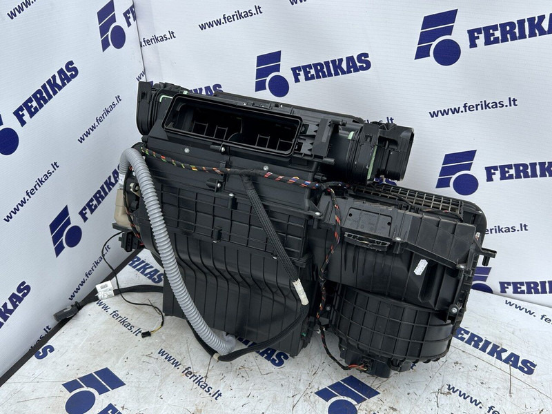 Mercedes-Benz air conditionioning heater system - Chauffage/ Ventilation pour Camion: photos 3 Mercedes-Benz air conditionioning heater system - Chauffage/ Ventilation pour Camion: photos 3