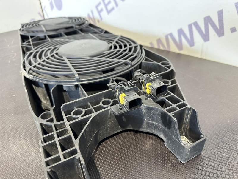 Mercedes-Benz cooling, radiator fan - Ventilateur pour Camion: photos 3 Mercedes-Benz cooling, radiator fan - Ventilateur pour Camion: photos 3