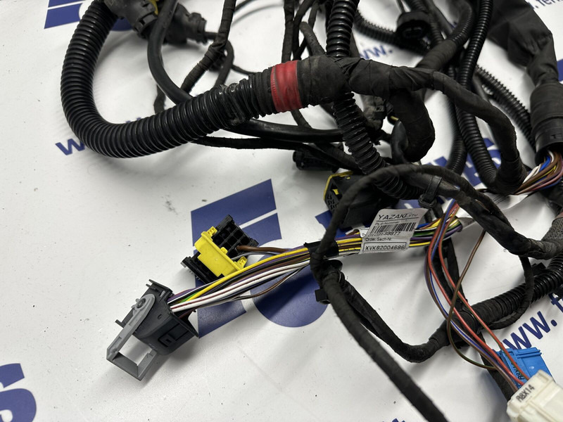 Mercedes-Benz xenon headlights wires set - Feu avant pour Camion: photos 4 Mercedes-Benz xenon headlights wires set - Feu avant pour Camion: photos 4