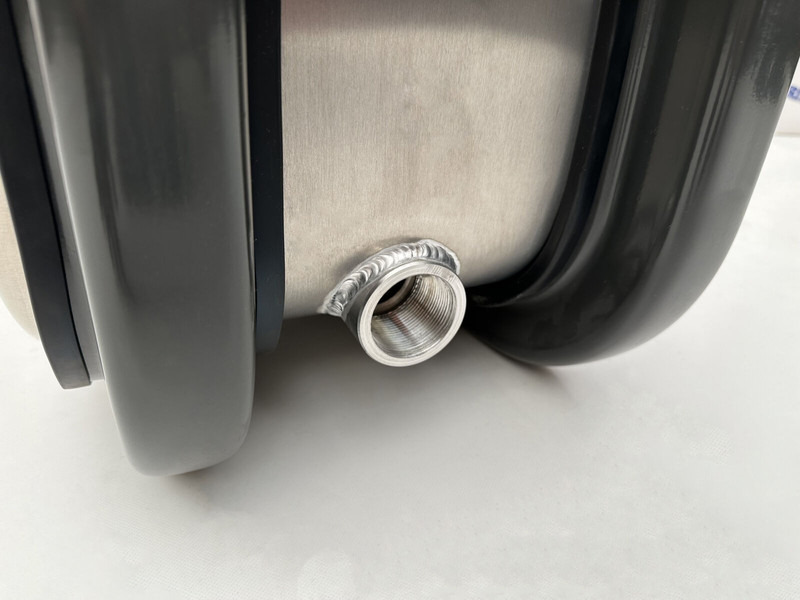 Onbekend  - Réservoir hydraulique pour Camion: photos 4 Onbekend  - Réservoir hydraulique pour Camion: photos 4