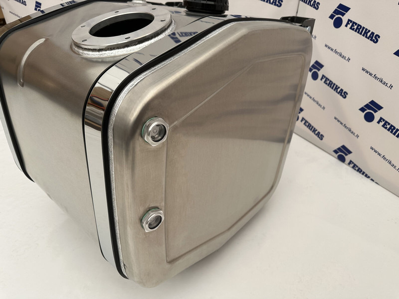 Onbekend  - Réservoir hydraulique pour Camion: photos 2 Onbekend  - Réservoir hydraulique pour Camion: photos 2