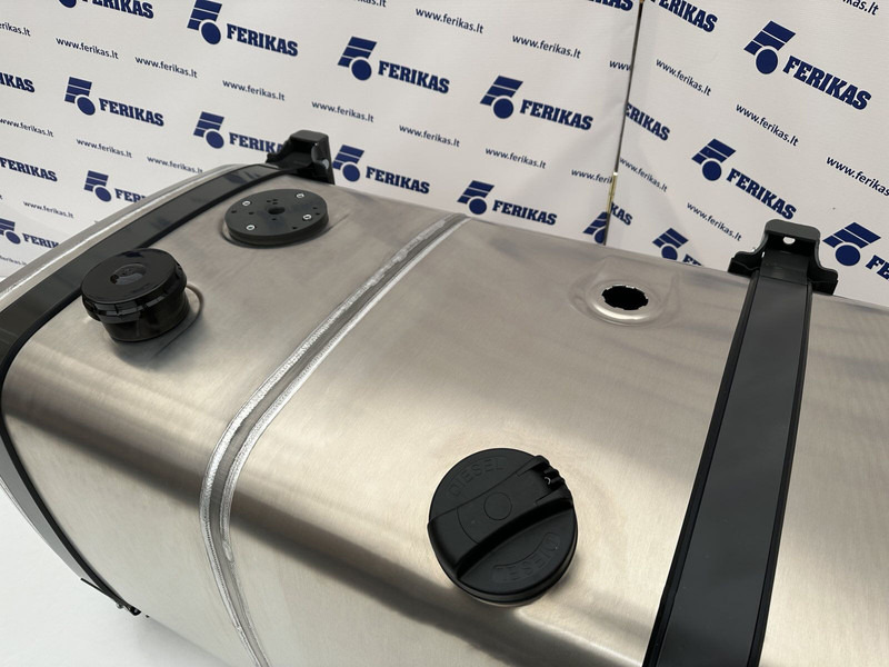 Onbekend  - Réservoir hydraulique pour Camion: photos 4 Onbekend  - Réservoir hydraulique pour Camion: photos 4