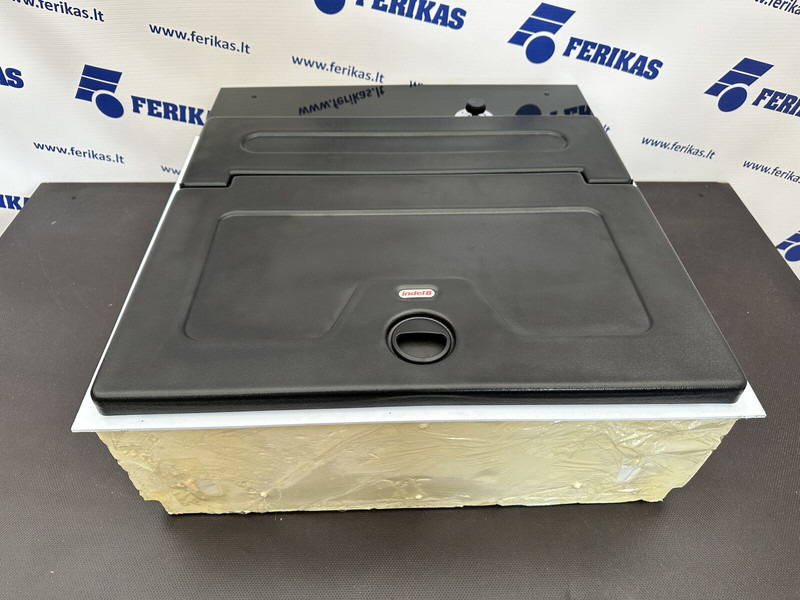 Renault T - Cabine et intérieur pour Camion: photos 2 Renault T - Cabine et intérieur pour Camion: photos 2