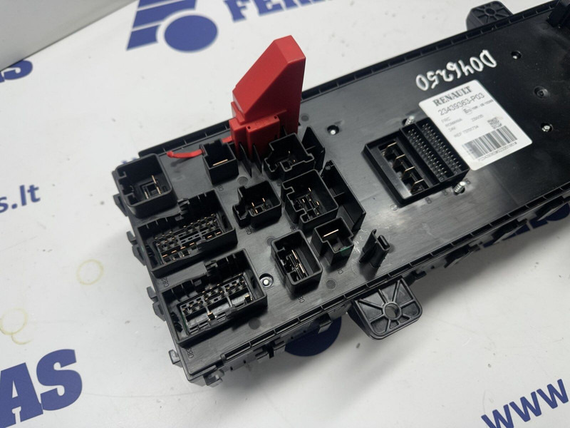 Renault fuse box - Système électrique pour Camion: photos 3 Renault fuse box - Système électrique pour Camion: photos 3