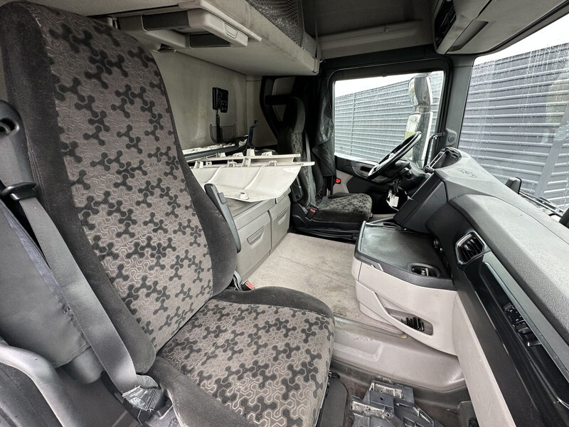 Cabine et intérieur pour Camion Scania 2018 R450 EURO 6 vilkikas ardomas dalimis: photos 8