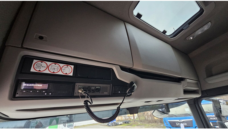 Tracteur routier Scania R460 SUPER: photos 12 Tracteur routier Scania R460 SUPER: photos 12