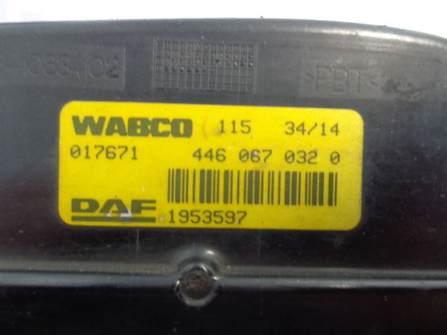 Wabco Distronic unit 1953597 - Bloc de gestion pour Camion: photos 5 Wabco Distronic unit 1953597 - Bloc de gestion pour Camion: photos 5