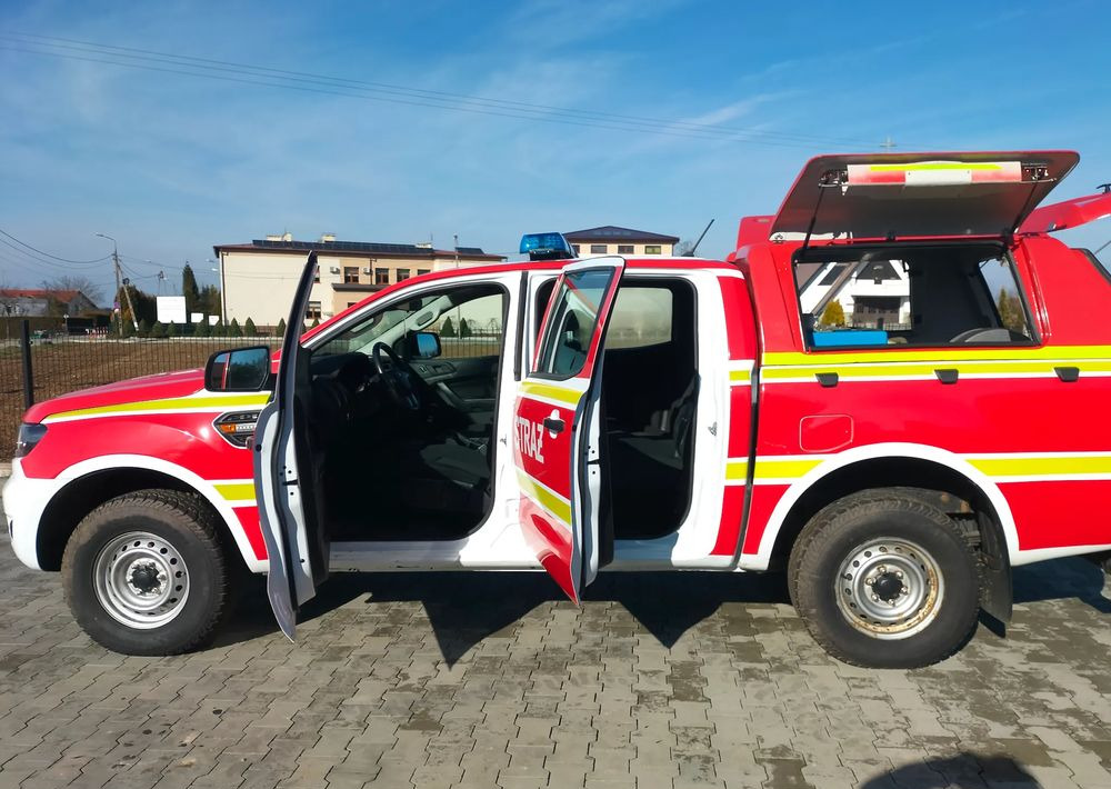 Ford Ranger 4x4 2.0 TDCI Straż strażacki pożarniczy ratowniczy pickup (Amarok, Navara, L200, Hilux) - Pick-up: photos 3 Ford Ranger 4x4 2.0 TDCI Straż strażacki pożarniczy ratowniczy pickup (Amarok, Navara, L200, Hilux) - Pick-up: photos 3