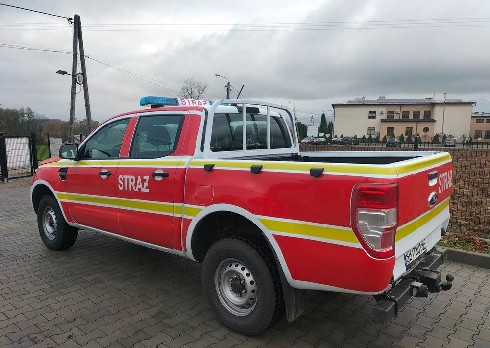 Ford Ranger 4x4 2.0 TDCI Straż strażacki pożarniczy ratowniczy pickup (Amarok, Navara, L200, Hilux) - Pick-up: photos 2 Ford Ranger 4x4 2.0 TDCI Straż strażacki pożarniczy ratowniczy pickup (Amarok, Navara, L200, Hilux) - Pick-up: photos 2