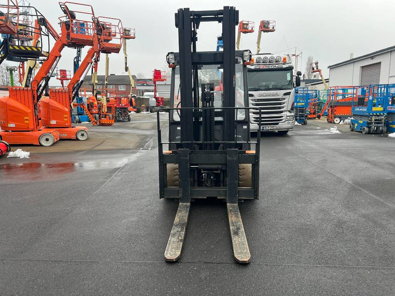 Doosan B50X5 5T 6m Triplex non-marking (1841) - Chariot élévateur électrique: photos 4 Doosan B50X5 5T 6m Triplex non-marking (1841) - Chariot élévateur électrique: photos 4