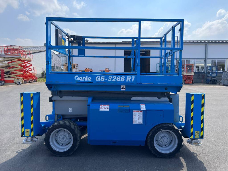 Genie GS3268 RT diesel 4x4 12m (1480) en crédit-bail Genie GS3268 RT diesel 4x4 12m (1480): photos 6