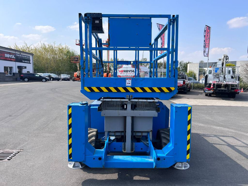 Genie GS3268 RT diesel 4x4 12m (1480) en crédit-bail Genie GS3268 RT diesel 4x4 12m (1480): photos 8