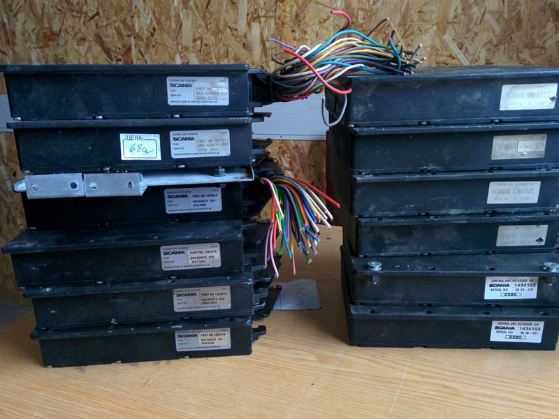 DAF коробкой ZF8S140 - Bloc de gestion: photos 2 DAF коробкой ZF8S140 - Bloc de gestion: photos 2