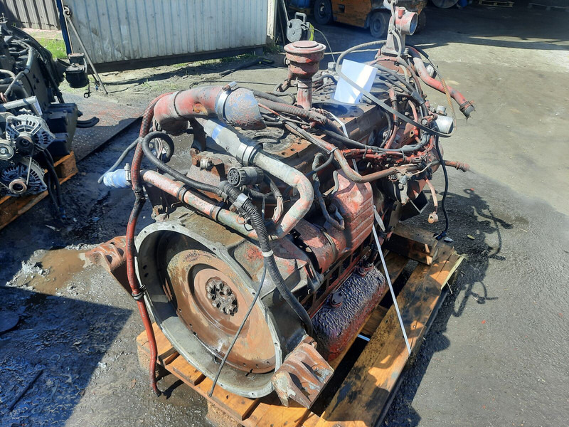 MAN D2866LOH27 - Moteur: photos 3 MAN D2866LOH27 - Moteur: photos 3