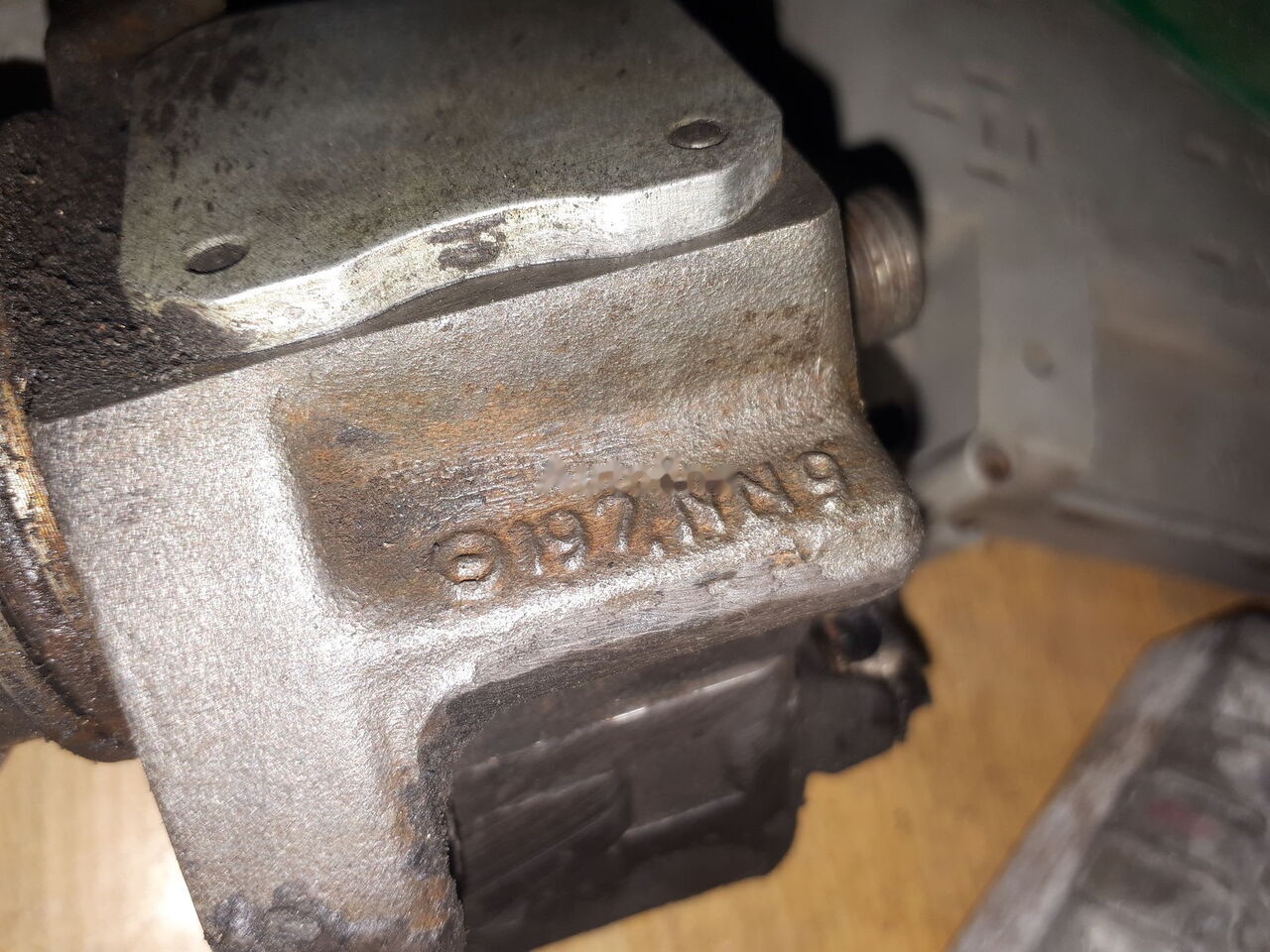 MAN mersedes -192NN9 - Injecteur pour Bus: photos 5 MAN mersedes -192NN9 - Injecteur pour Bus: photos 5