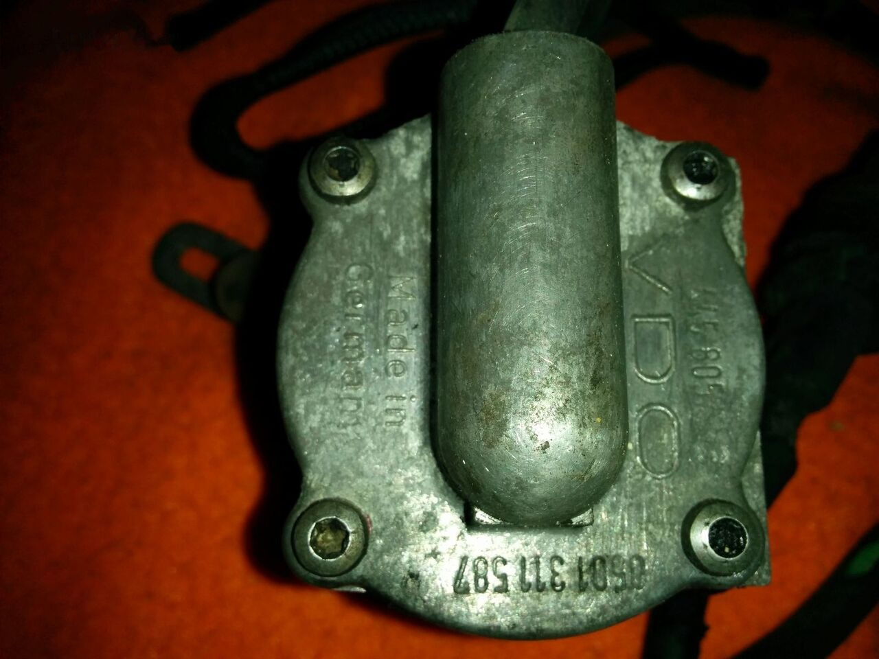 Mercedes-Benz Patentsiometr 4460190000. ZF 0501311587 Mercedes-Benz Skaniya - Capteur pour Bus: photos 1 Mercedes-Benz Patentsiometr 4460190000. ZF 0501311587 Mercedes-Benz Skaniya - Capteur pour Bus: photos 1