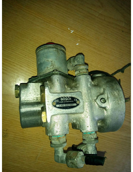 Mercedes-Benz закрытия двери BOSCH 0481500007 - Pièces de rechange: photos 2 Mercedes-Benz закрытия двери BOSCH 0481500007 - Pièces de rechange: photos 2