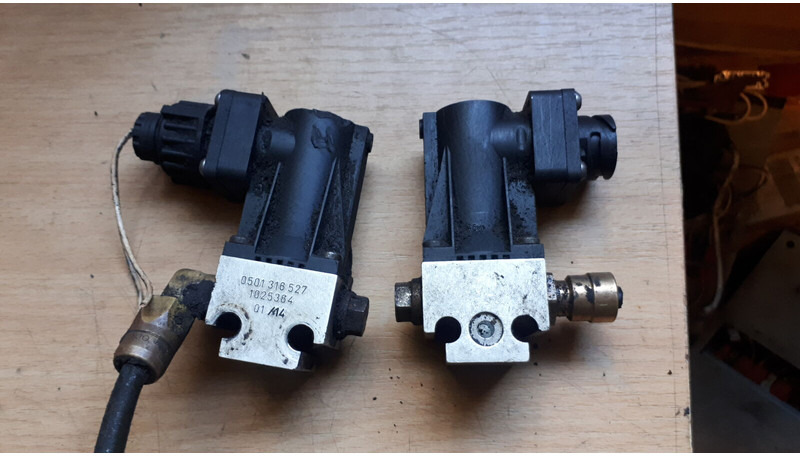 Câble/ Fil Scania B12: photos 15
