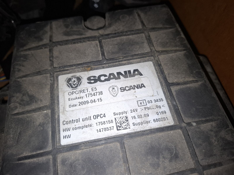 Scania C007. C006 - Bloc de gestion: photos 4 Scania C007. C006 - Bloc de gestion: photos 4