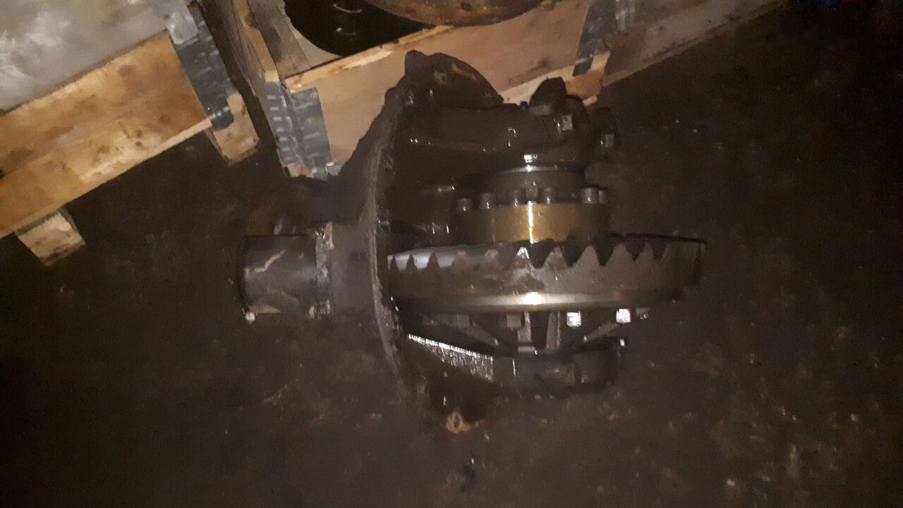 Scania R660 - 2.92 .\3.07 \3.80 \3.50 \4.22/ 4.88/. 5.57 Scania - Différentiel pour Bus: photos 4 Scania R660 - 2.92 .\3.07 \3.80 \3.50 \4.22/ 4.88/. 5.57 Scania - Différentiel pour Bus: photos 4