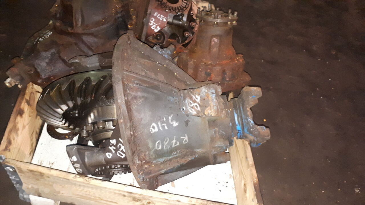 Scania R780.\ R761.\R750 .\ R660.\R642 / Scania 112 113/ 094 - Différentiel pour Bus: photos 2 Scania R780.\ R761.\R750 .\ R660.\R642 / Scania 112 113/ 094 - Différentiel pour Bus: photos 2