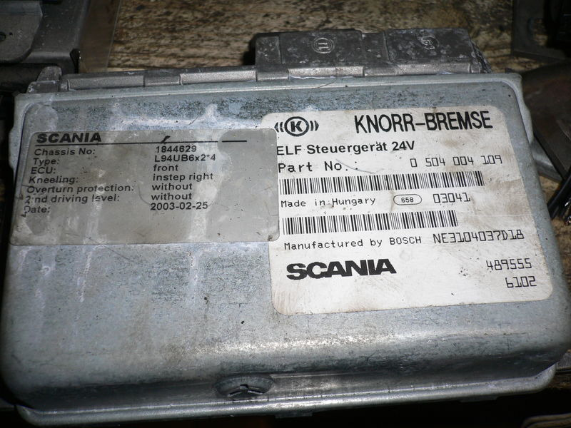 Scania VDO 412.413/006/002 - Bloc de gestion: photos 3 Scania VDO 412.413/006/002 - Bloc de gestion: photos 3