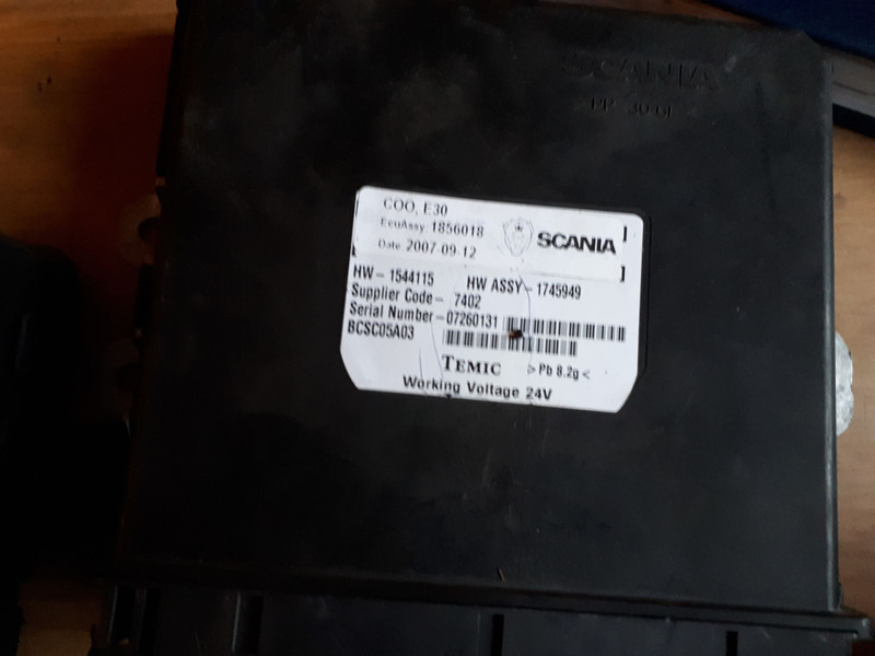 Scania двигателем 0 0281001322 - 1413154 - Bloc de gestion: photos 4 Scania двигателем 0 0281001322 - 1413154 - Bloc de gestion: photos 4